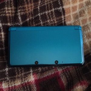 blue nintendo 3ds